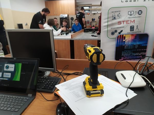 Pracownia druku 3D w Zespole Szkół Technicznych i Ogólnokształcących w Jarosławiu